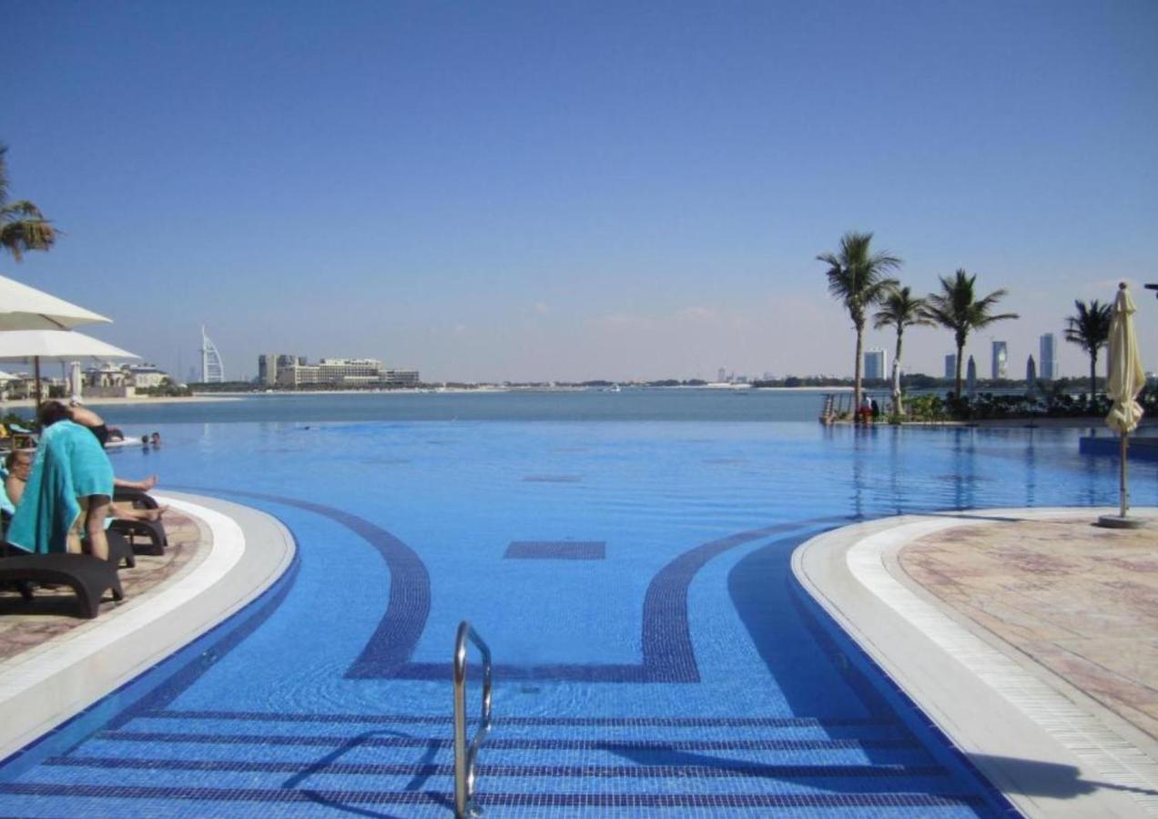 Tiara - Luxury Palm Jumeirah - Private Beach And Pool! Daire Dubai Dış mekan fotoğraf